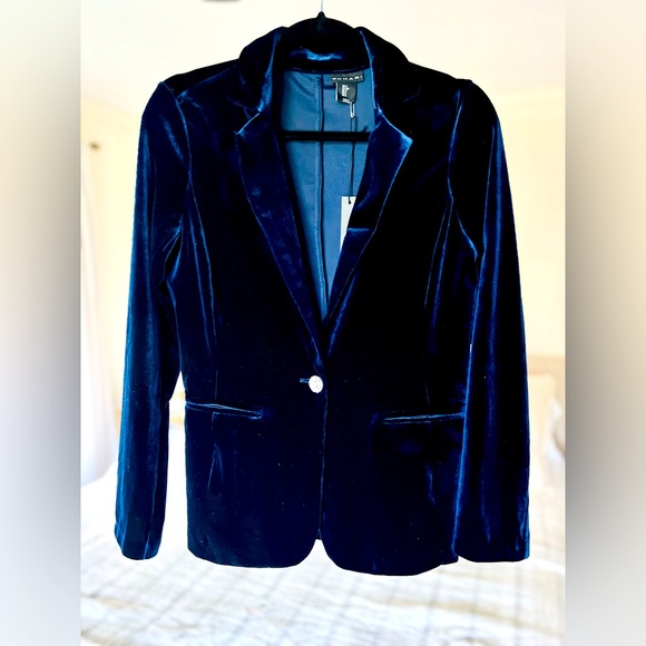 Deep blue velour unstructured blazer with jeweled single button. NWT - Picture 1 of 1
